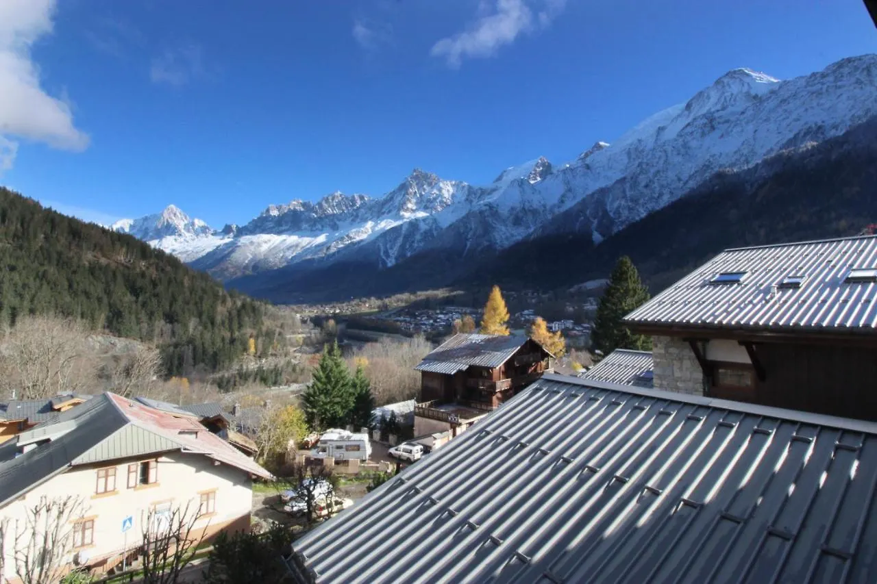 Les Grands Balcons - Newly Renovated - Rock Climbing, Trails, Tmb Near Apartment Les Houches