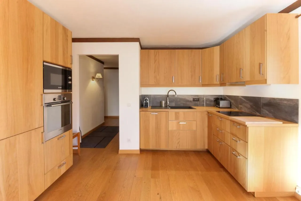 Les Grands Balcons - Newly Renovated - Rock Climbing, Trails, Tmb Near Apartment Les Houches