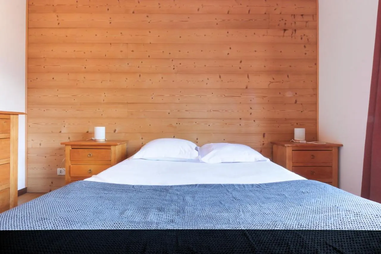 Les Grands Balcons - Newly Renovated - Rock Climbing, Trails, Tmb Near Apartment Les Houches France
