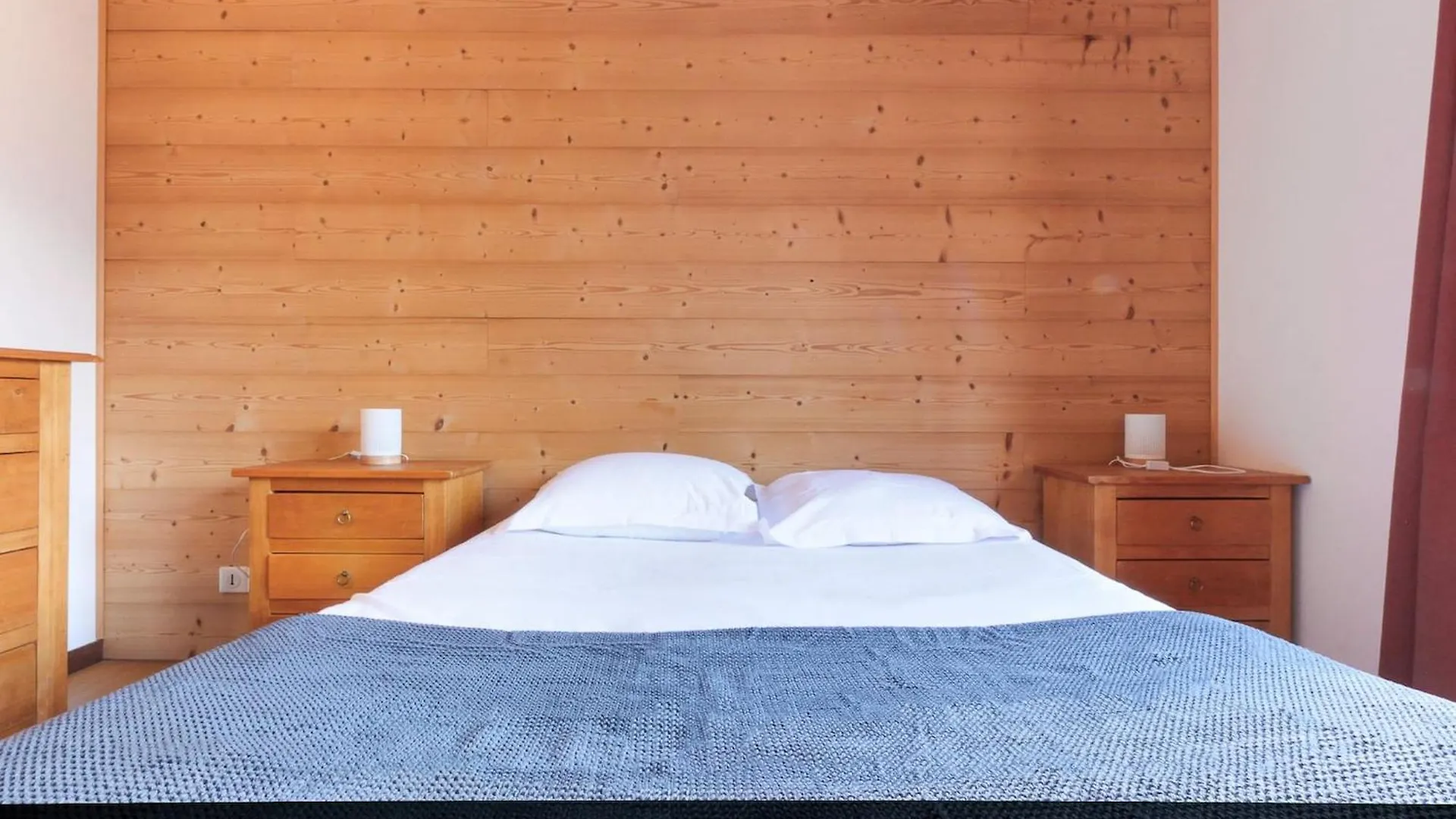 Les Grands Balcons - Newly Renovated - Rock Climbing, Trails, Tmb Near Apartment Les Houches France