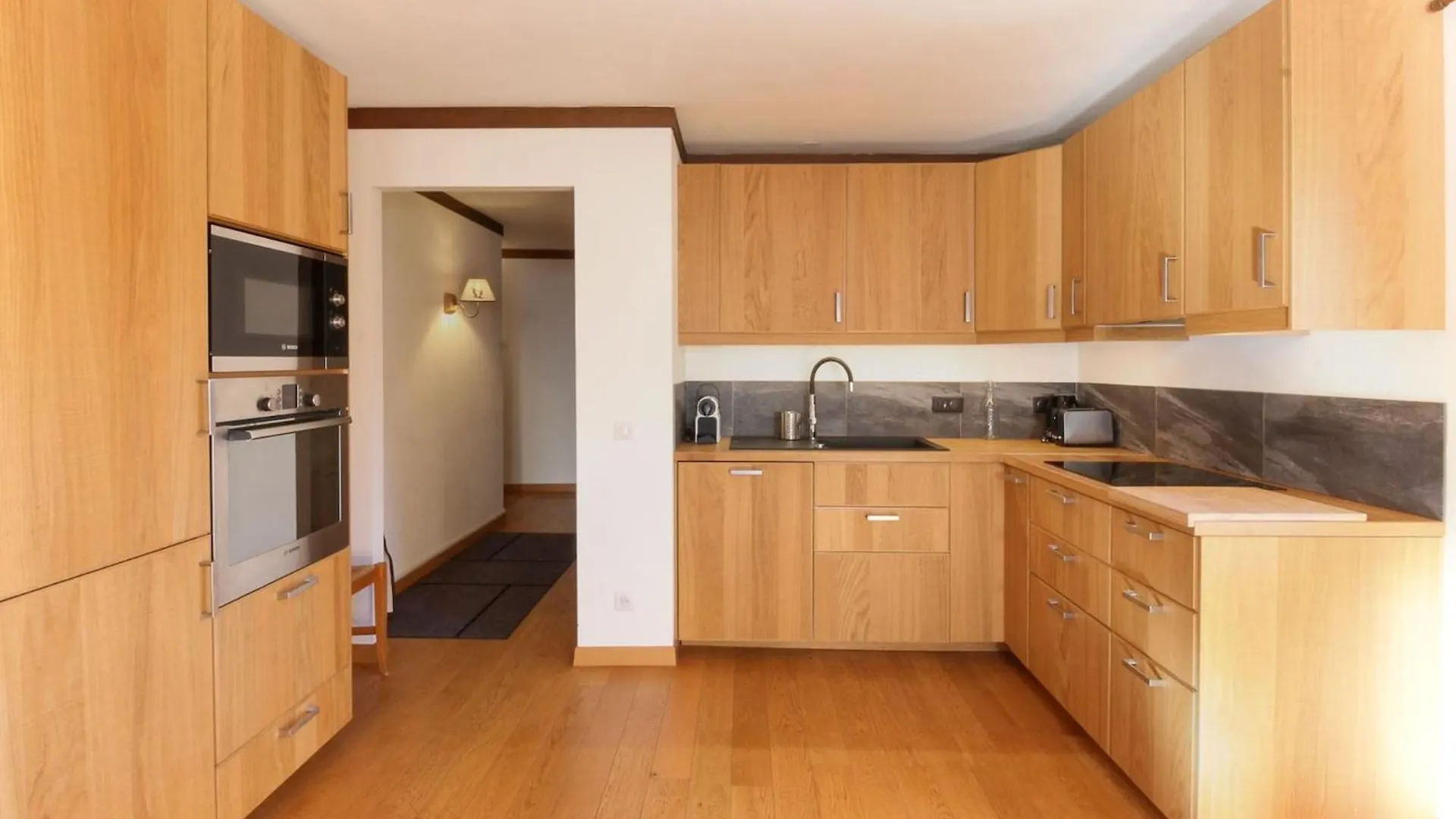 Les Grands Balcons - Newly Renovated - Rock Climbing, Trails, Tmb Near Apartment Les Houches France