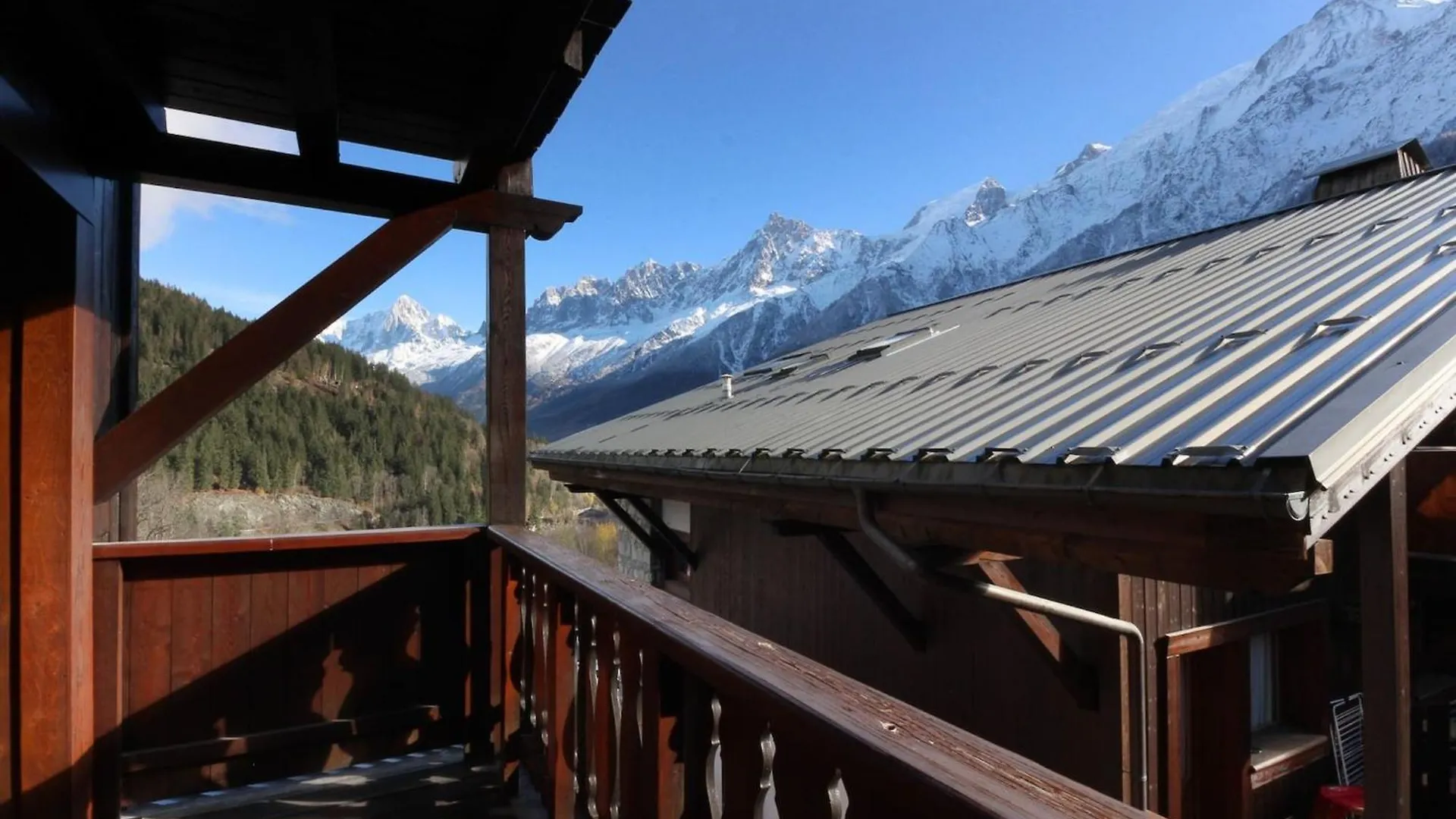 Les Grands Balcons - Newly Renovated - Rock Climbing, Trails, Tmb Near Apartment Les Houches